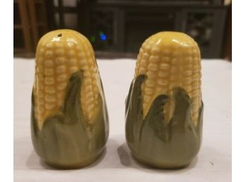 Distinctive Shawnee USA Corn King Pattern  Salt & Pepper Shakers. Famous Green & Yellow Corn Husk Pattern