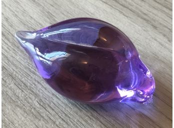 Vintage Collectible Konstglas Of Sweden Handiwork Ronneby Purple Art Glass Dove - With Original Sticker
