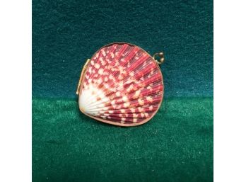 Vintage Hinged Scallop Shell Trinket Box. Wonderful Piece In Excellent Condition.