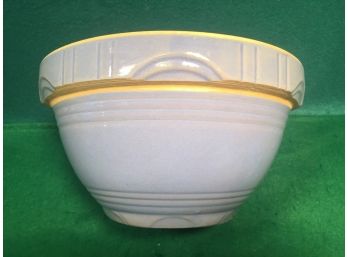 Estate Fresh Robin Egg Blue 9 Stoneware Ovenware Mixing Bowl With Incised Decoration. Made In U.S.A. Perfect.