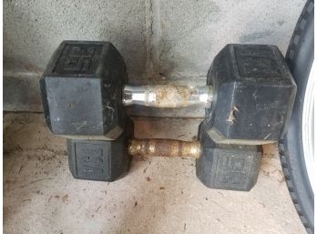 Pair Of 35 Pound TSA Dumbells In Good Condition - Need Good Cleaning