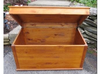 Chilean Made Exotic South American Wood Lidded Blanket Box Or Trunk 36' Wide X 20' Deep X 19.5' High