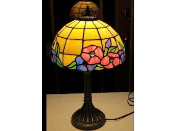 Stained Glass Poppy Form Table Lamp WIron Base Nice Lamp