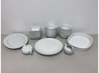 White Dinnerware Collection