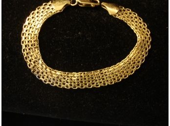 14K Gold Italy Bracelet With Kinks 9.88 Grams