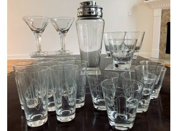 Bar Set - 4 Martini And Shaker, 8 Cocktail Glasses And 7 Highball Glasses