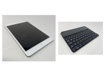 Apple IPad Mini And Logitech Y-R0038 Ultrathin Keyboard Mini For IPad Mini