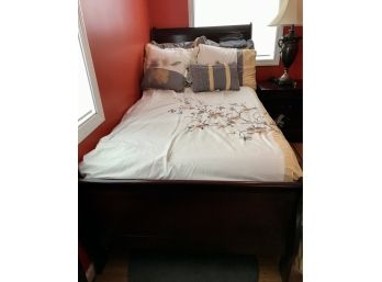 Like New ASHLEY FURNITURE Twin Size SLEIGH BED