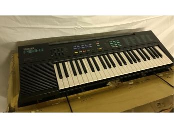 YAHAMA Portable PSR-6 Keyboard
