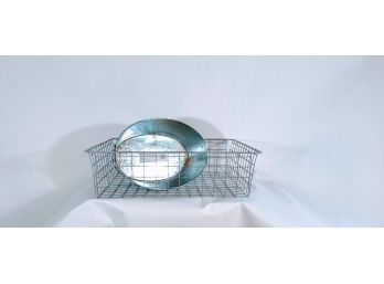 Metal Oval Bucket  And Metal Wire Basket
