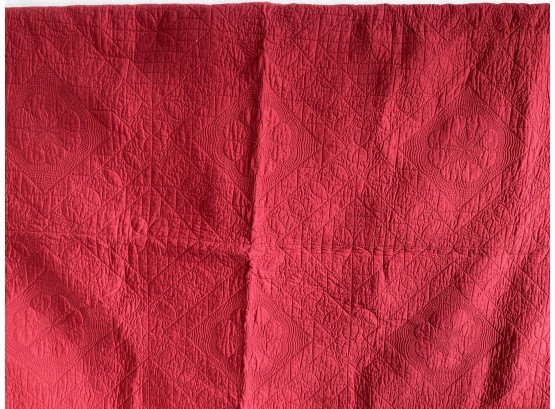 Antique Quilt E Solid Red 105' X 84'