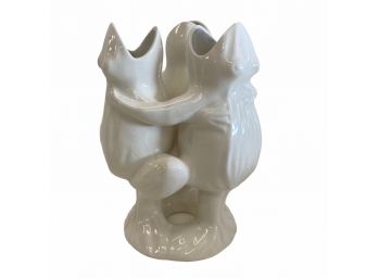 Vintage Trio Of Frogs Porcelain Vase