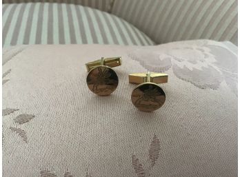Signed Vintage J.E. Caldwell Gold Filled Cuff Links With Soldiers On Horseback