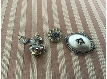 Three Silvered Pins Including A Charming Frog, Etc. - Lot #23