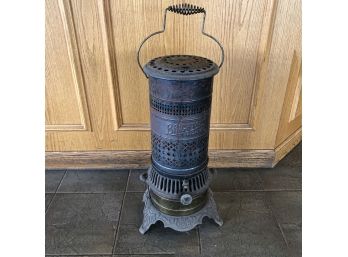 Glazier Stove Co. Cast Iron Oil Heater