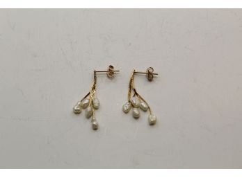 14k Gold Pearl Earrings