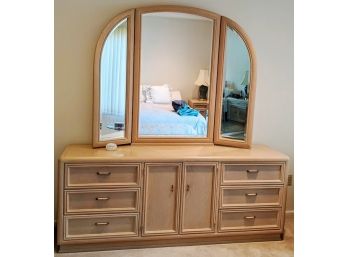 Thomasville Impression Dresser With Mirror