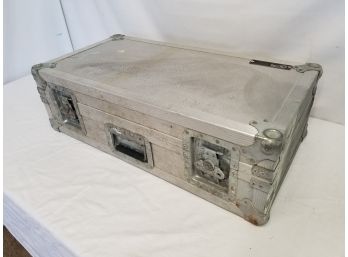 Calzone Equipment Case With  Aluminum And  Foam Compartments
