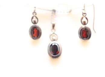 Coldwater Creek Genuine Garnet And Sterling Silver Necklace Set Marked 925