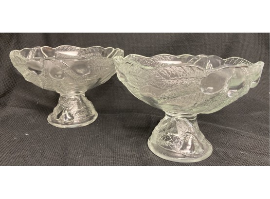 Matching Glass Bowls With Steam