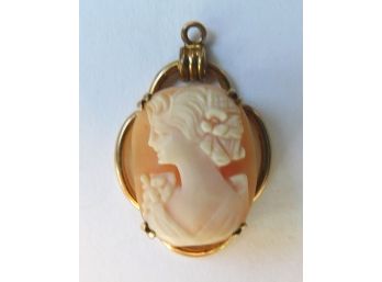 Sweet CAMEO Pendant Marked In Two Places