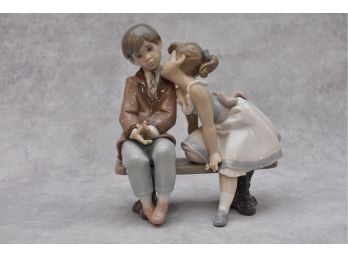 Lladro 'Ten And Growing' Figurine No 7635