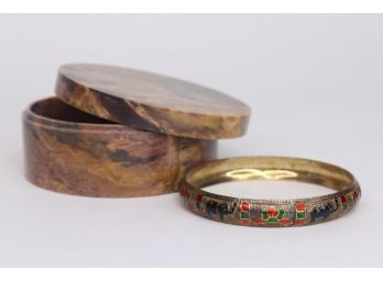 Bracelet In Stone Covered Boxes