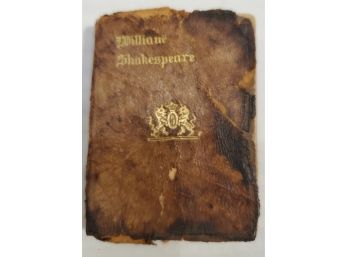 Miniature Shakespeare King Henry IV Book. 1920s. Knickerbocker Leather & Novelty Co., NY. Fair Condition