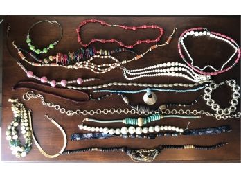 Lot Large High Quality - Fashion Statement - Costume Jewelry Necklaces. Just Over 20 Pieces.
