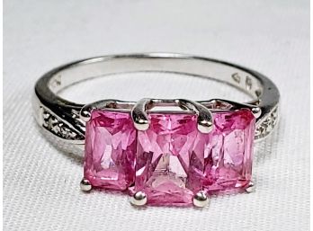 10K White Gold Pink Ice 3 Stone Ring