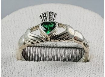 Green Stone Claddagh Ring Check Size And Pics