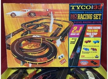 Tyco Super 33 HO Slot Car Set