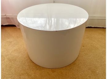 Round, High Gloss Formica Circular End Table.