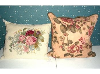 Lot Of 2 Decorative Pillows With Floral Design