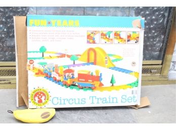 Vintage Circus Train Set And Bananagrams Game