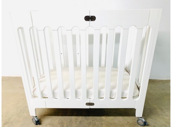 BLOOM Child's Crib On Castors