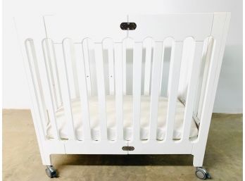 BLOOM Child's Crib On Castors