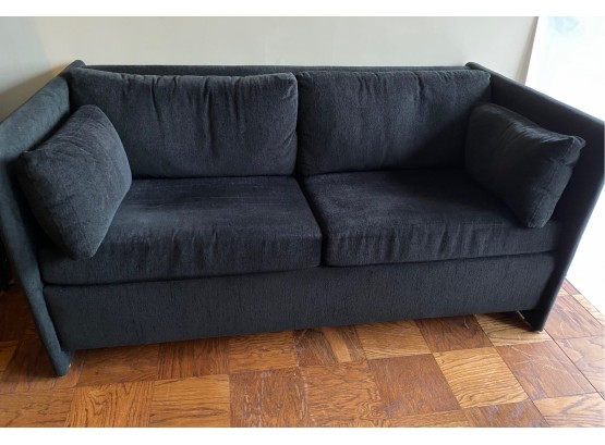 Carlyle Sleeper Sofa With 2 Pillows