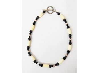 Vintage Black & White Beaded Necklace With Toggle Clasp
