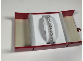 Very Pretty Tennis Bracelet - 7-12' - Very Large Swarovski Crystals & Silver Overlay - GREAT PIECE !