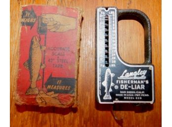 Vintage LANGLEY FISH SCALE, 28 LB