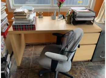 Nice Office Desk With Chair