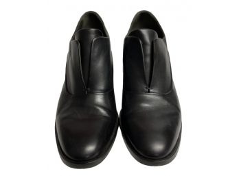 Leather Lowcut Heels - Medium Heel