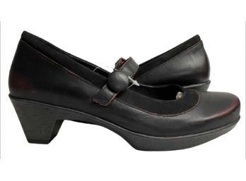 Naot Mary-Jane Shoe, Size 41