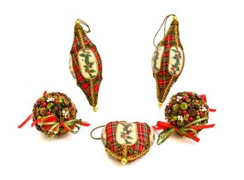 Hand Crafted Salzburg Creations Christmas Ornaments With Cloves And Cinnamon