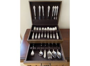 Complete Set Of Oneida Decorative Stainless Flatware And Wooden Storage Box