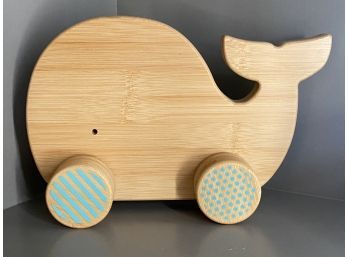 Wooden Whale Toy With Wheels