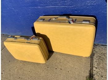 Vintage American Tourister Luggage Set