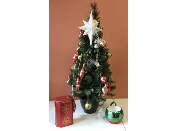 Light Up Small Christmas Tree With Ornaments