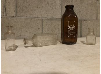 Westport CT Specific Dairy And Apothecary Jars